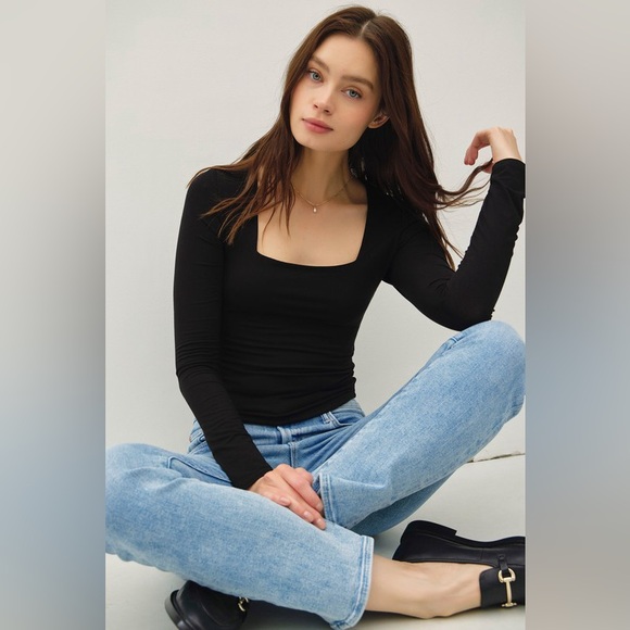 406B-BLACK. Square Neck Long Sleeve Top - Picture 2 of 2